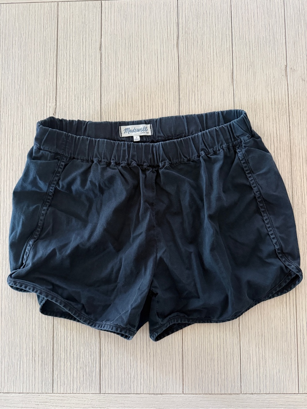 Madewell Women's Navy Elastic-Waist Athletic Shorts